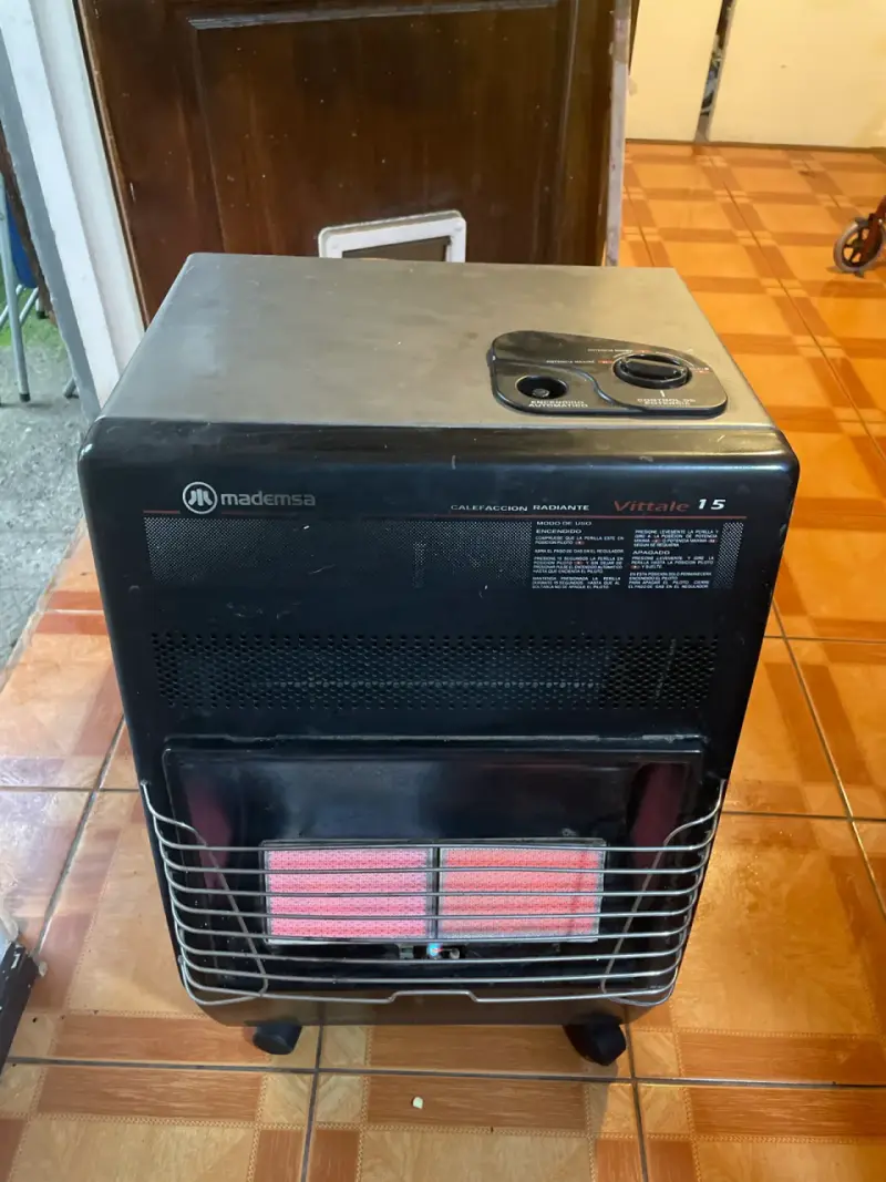 Estufa a gas Mademsa   en buen estado - 2