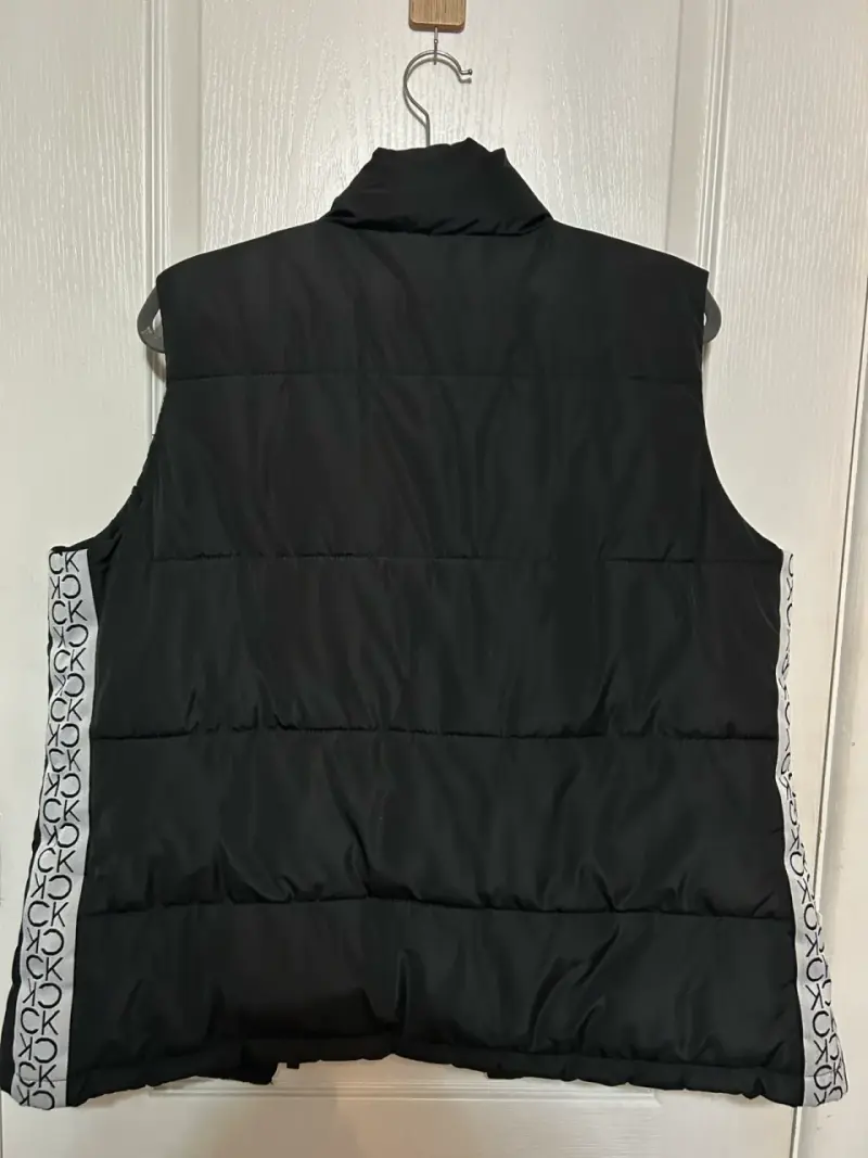 Parka negra Calvin Klein original - 3