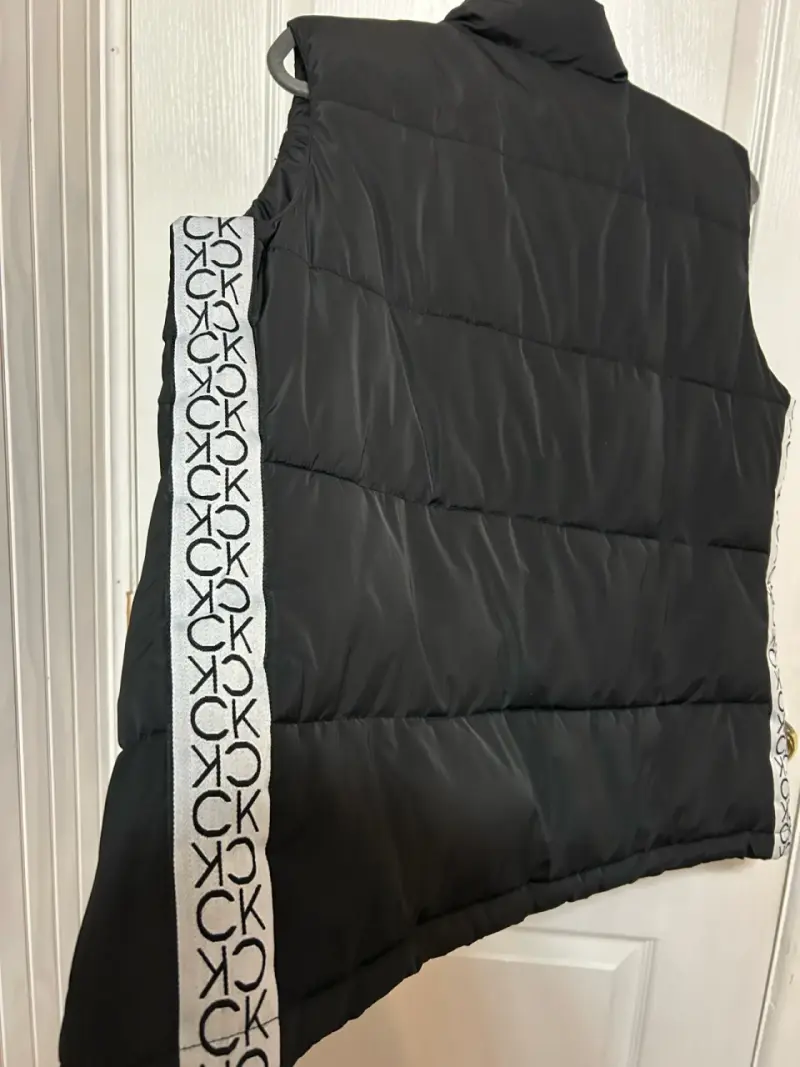 Parka negra Calvin Klein original - 4