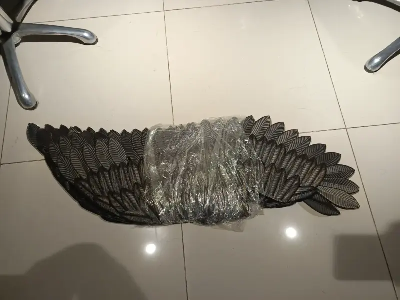 Alas decorativas de zinc para muro - 5