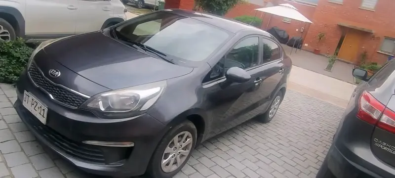 Auto Kia Rio 2017en buen estado - 1