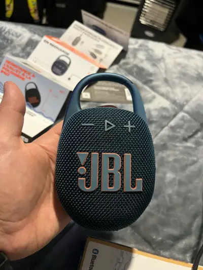 Parlante Bluetooth JBL Clip 5 portátil - miniatura 2