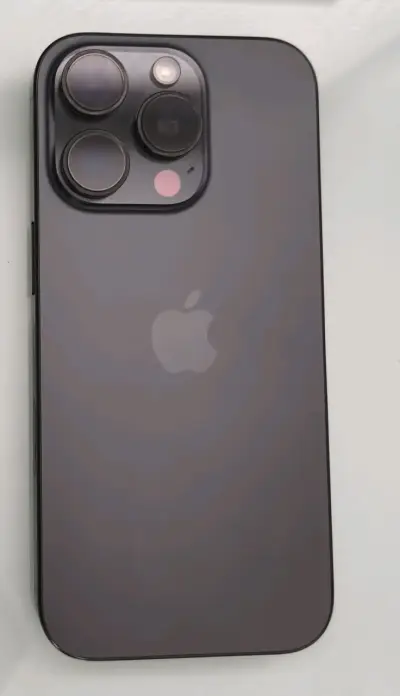 iPhone 16 Pro en excelente estado - miniatura 4