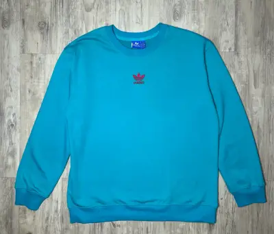 Polerón Adidas turquesa con logo bordado - miniatura 1