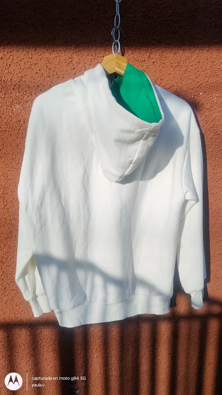 Polerón con estampado gráfico y capucha - 6