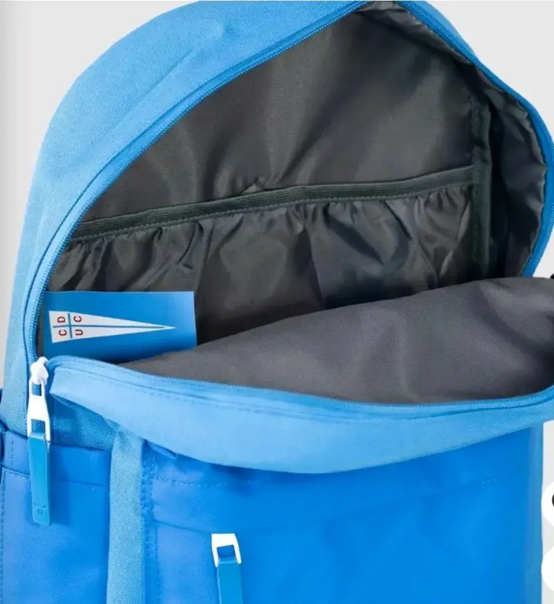 Mochila azul CDUC con logo Cruzados - 2