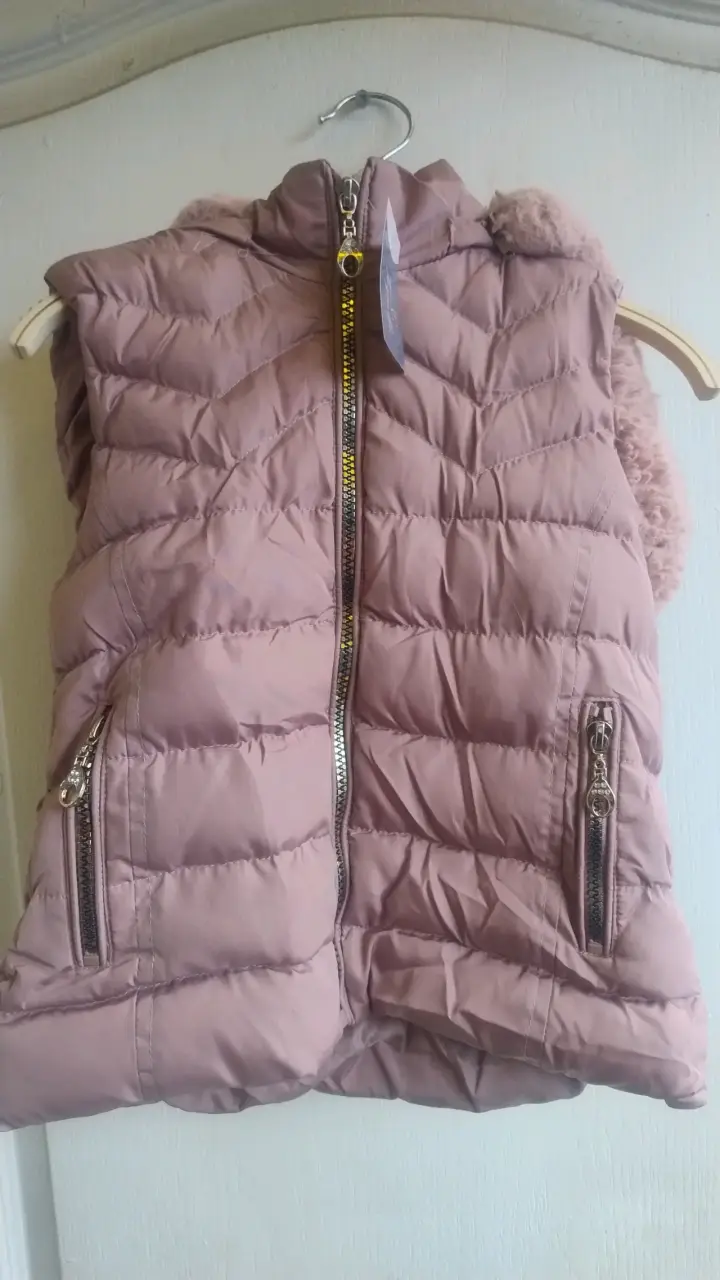 Chaleco reversible para niña rosa y floral - 4