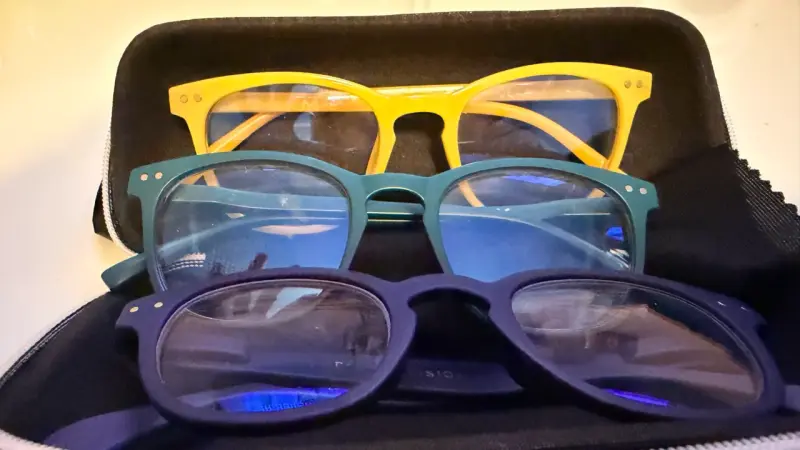 Set de 3 lentes de lectura en colores variados - 1