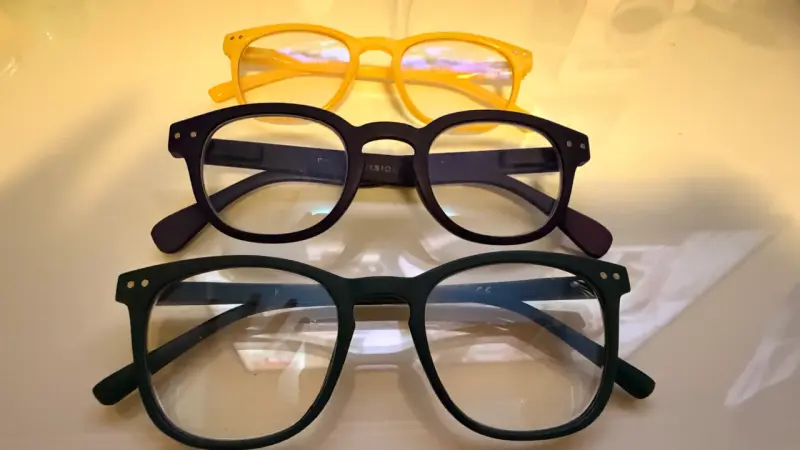 Set de 3 lentes de lectura en colores variados - 5