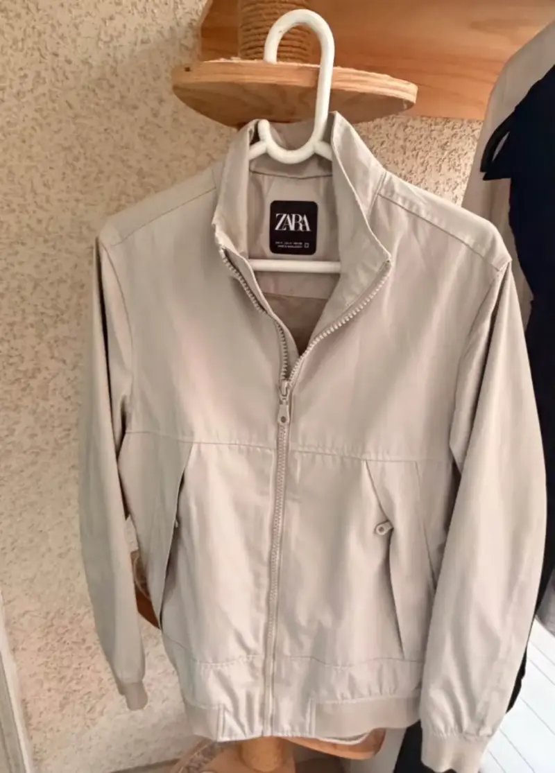 Chaqueta beige con cierre ZARA talla s - 4