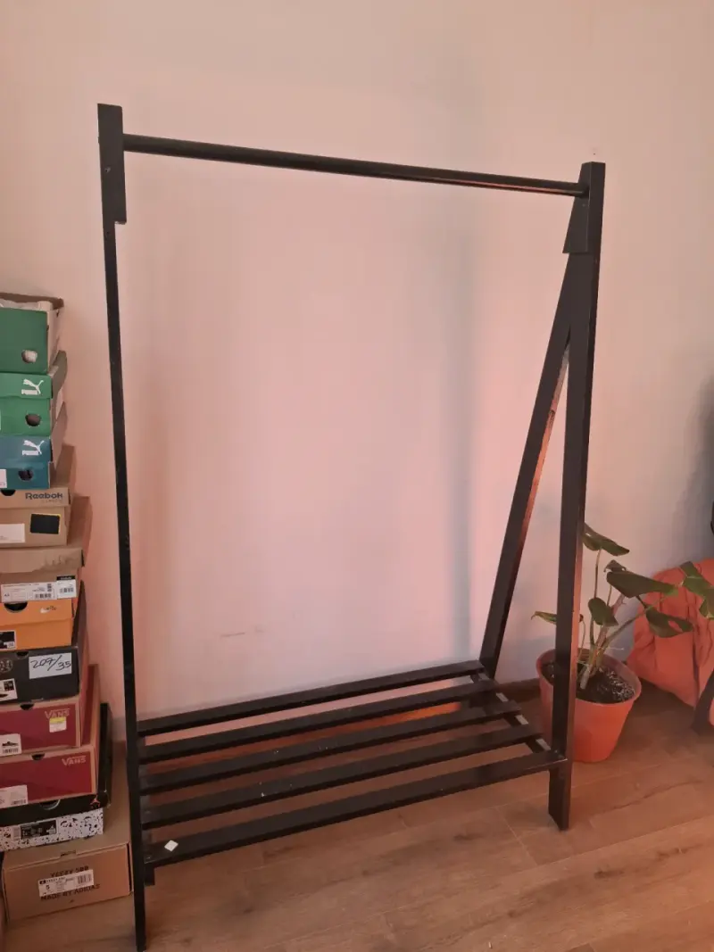Perchero de maderal negro para ropa - 3