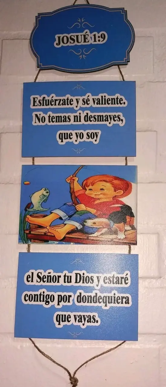 Colgante decorativo con cita bíblica Josué 1:9