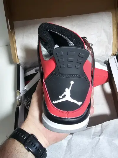 Zapatillas Nike Air Jordan 4 Rojas - miniatura 3