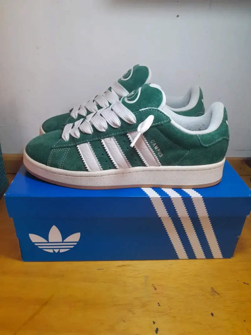 Zapatillas Adidas Campus verdes de gamuza - 5
