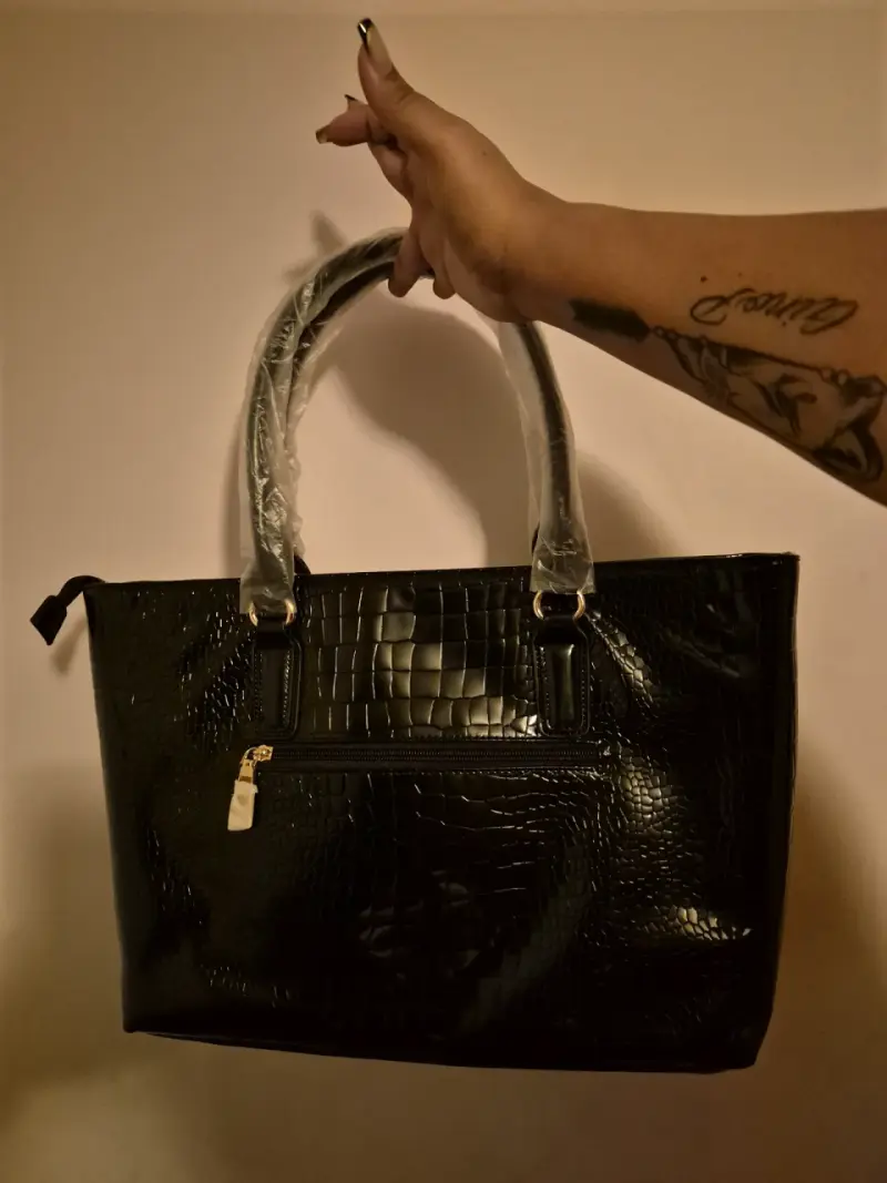 Cartera negra de cuero sintético Via Uno - 2