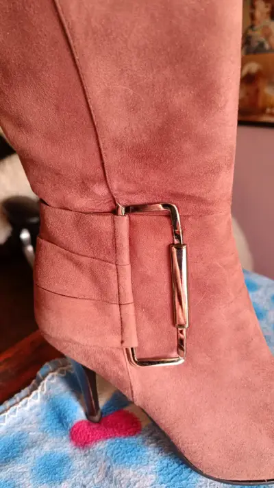 Botas de gamuza marrón con tacón alto - miniatura 3