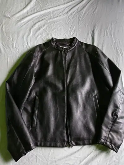 Chaqueta de cuero negra Zara para hombre - miniatura 2