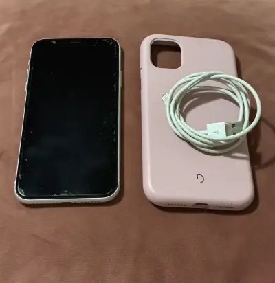 iPhone XR 64GB con funda y cable - miniatura 2