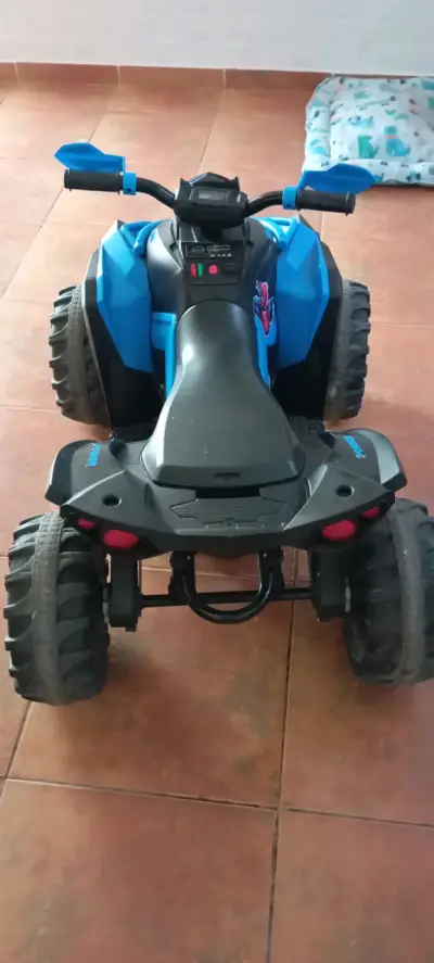 Cuatrimoto eléctrica infantil azul - miniatura 1