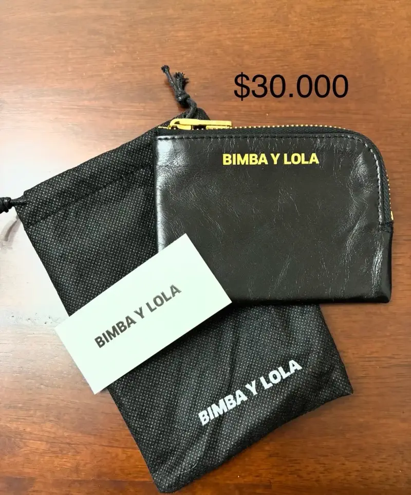 Monedero de cuero negro Bimba y Lola