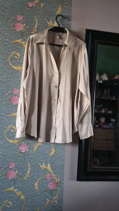 Blusa Beige de Mujer H&M Talla L - miniatura 4