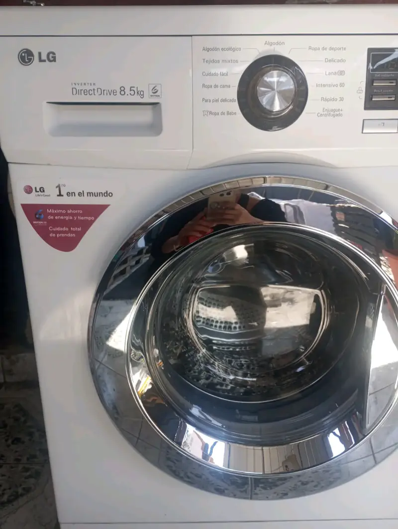Lavadora LG Direct Drive 8.5 kg Blanca - 3