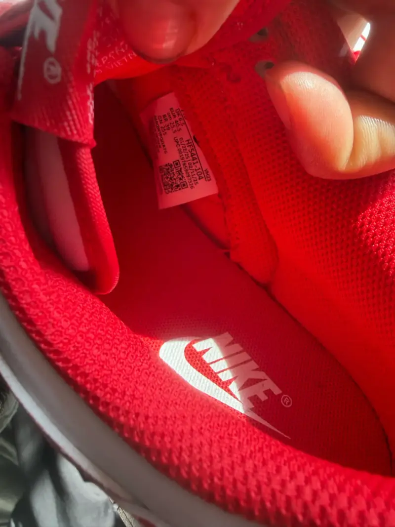 Zapatillas Nike Dunk Low rojas y blancas - 3