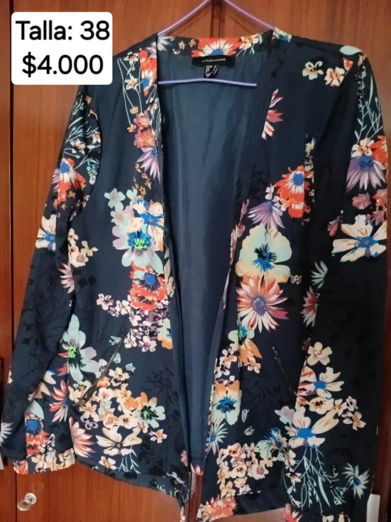 Ropa nueva y usada - 6