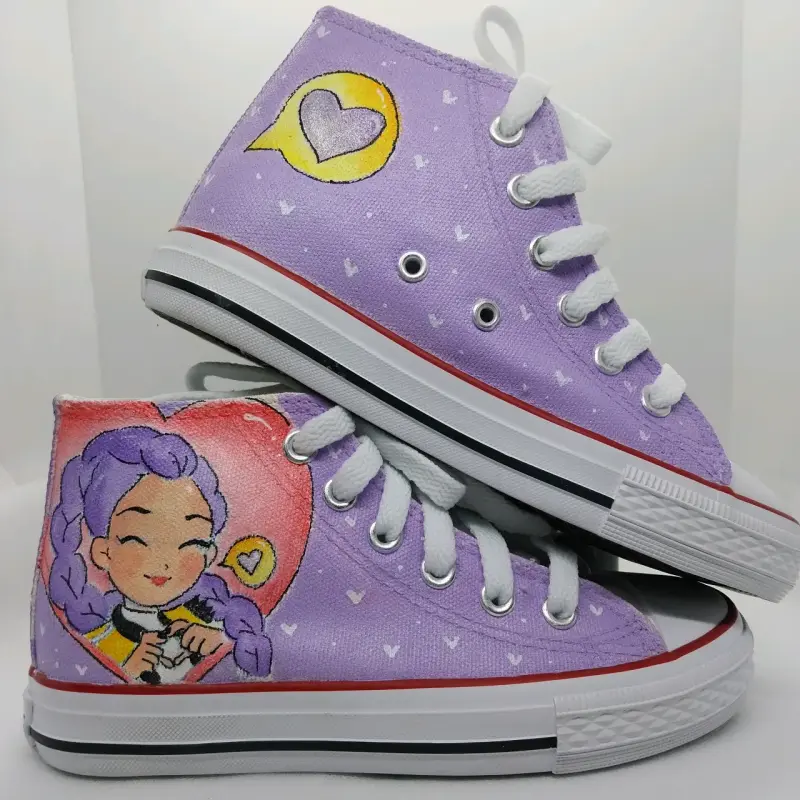 Zapatilla pintada a mano - 2