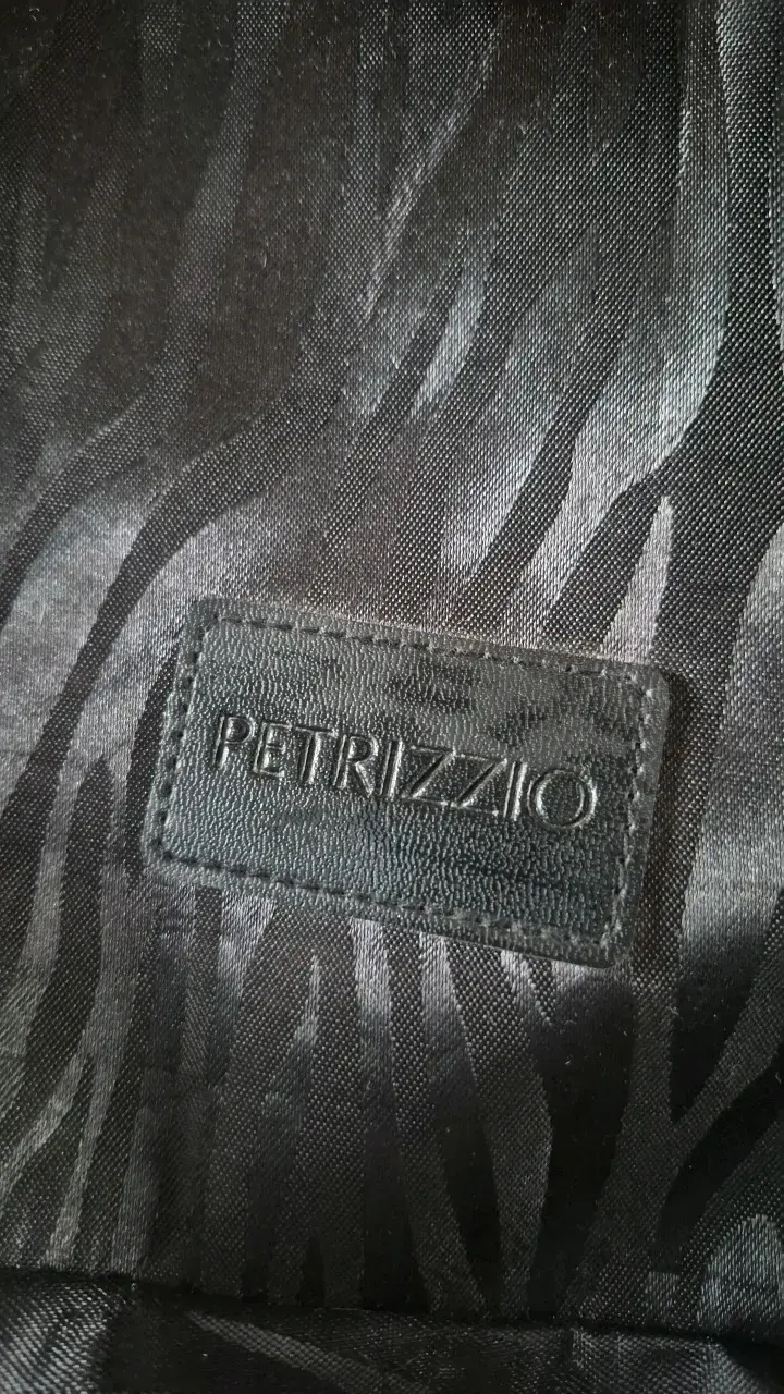 Bolso tote negro estampado Petizzio - 2