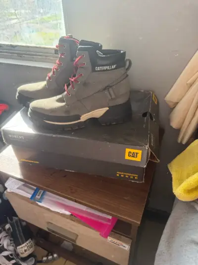 Botas Caterpillar para mujer con cordones rojos - miniatura 4