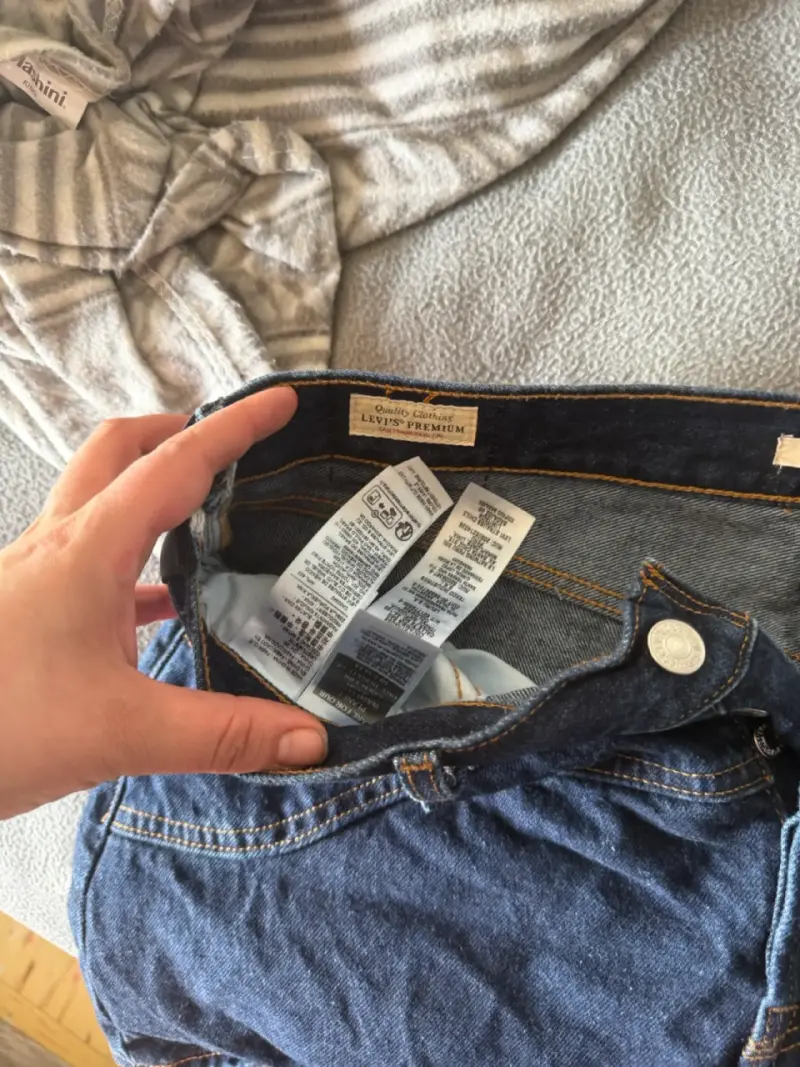 Falda de mezclilla Levi's azul oscuro - 2