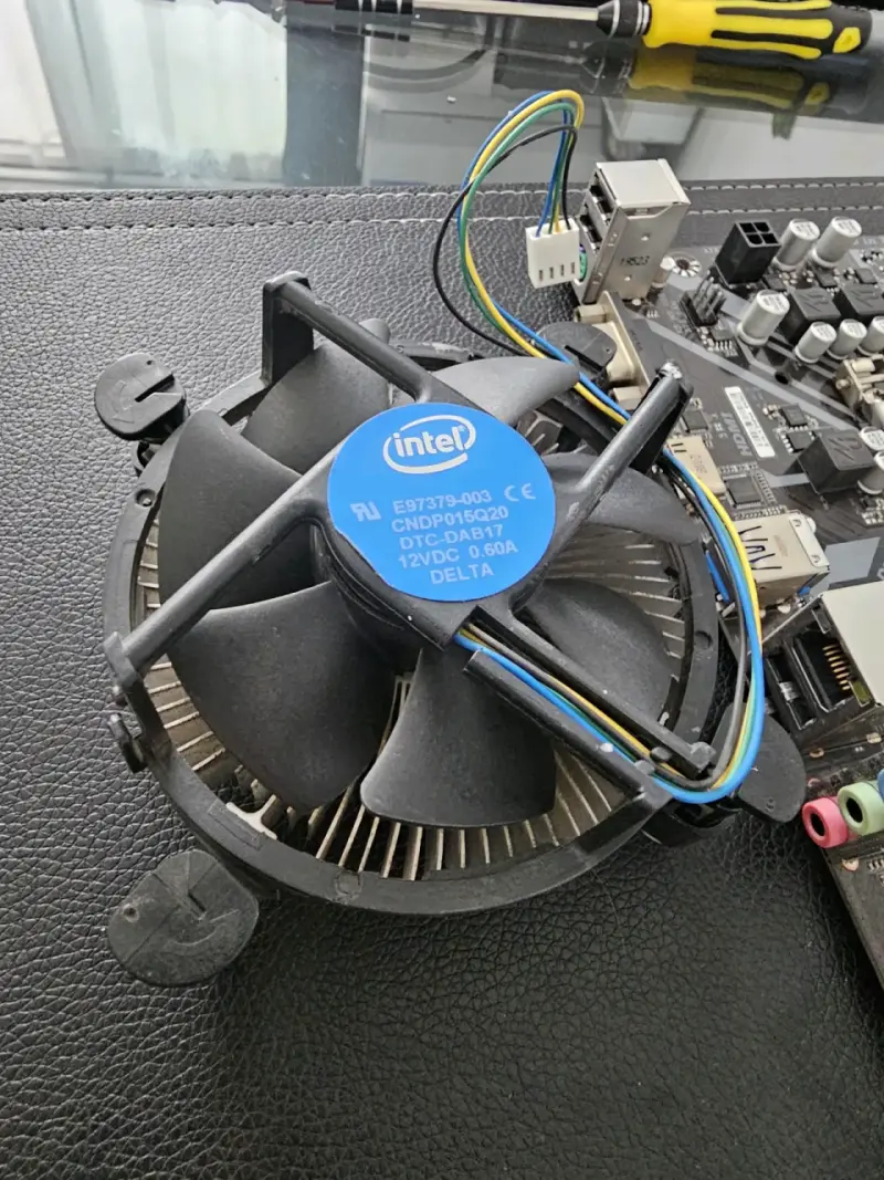 Procesador Intel Core i5-9400F 2.90GHz - 2