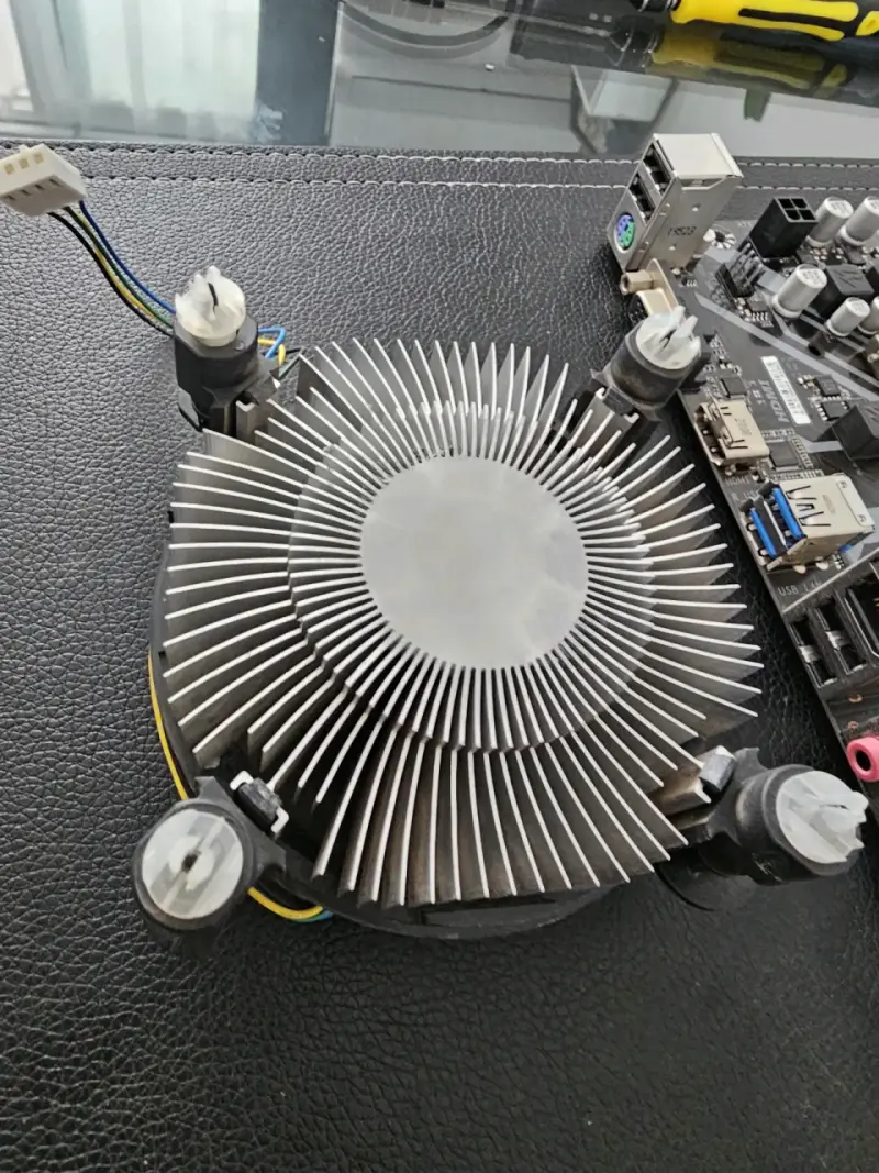 Procesador Intel Core i5-9400F 2.90GHz - 3