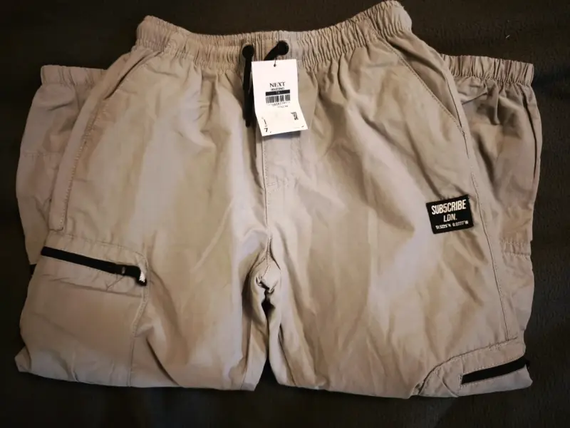 Pantalones cargo beige para niño Next - 3