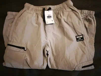 Pantalones cargo beige para niño Next - miniatura 3