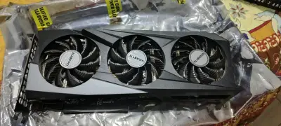Tarjeta de Video Gigabyte Radeon RX 6500 XT - miniatura 1