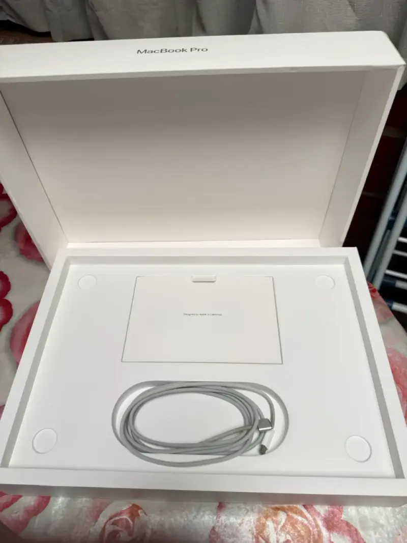 MacBook Pro M1 16gb ram 512gb - 3