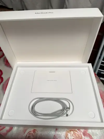 MacBook Pro M1 16gb ram 512gb - miniatura 3