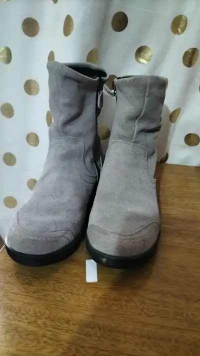 Botines de reno gris con cierre latera número 36l - miniatura 1