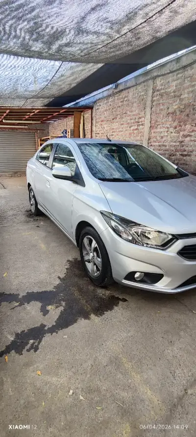 Chevrolet Prisma LTZ 2018 excelente Estado - miniatura 5