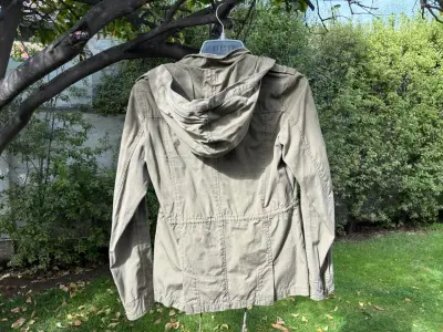 Chaqueta mujer verde militar con capucha talla S - miniatura 2
