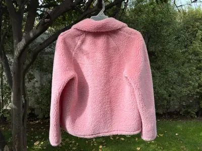 Chaqueta rosada de polar para niña - miniatura 2