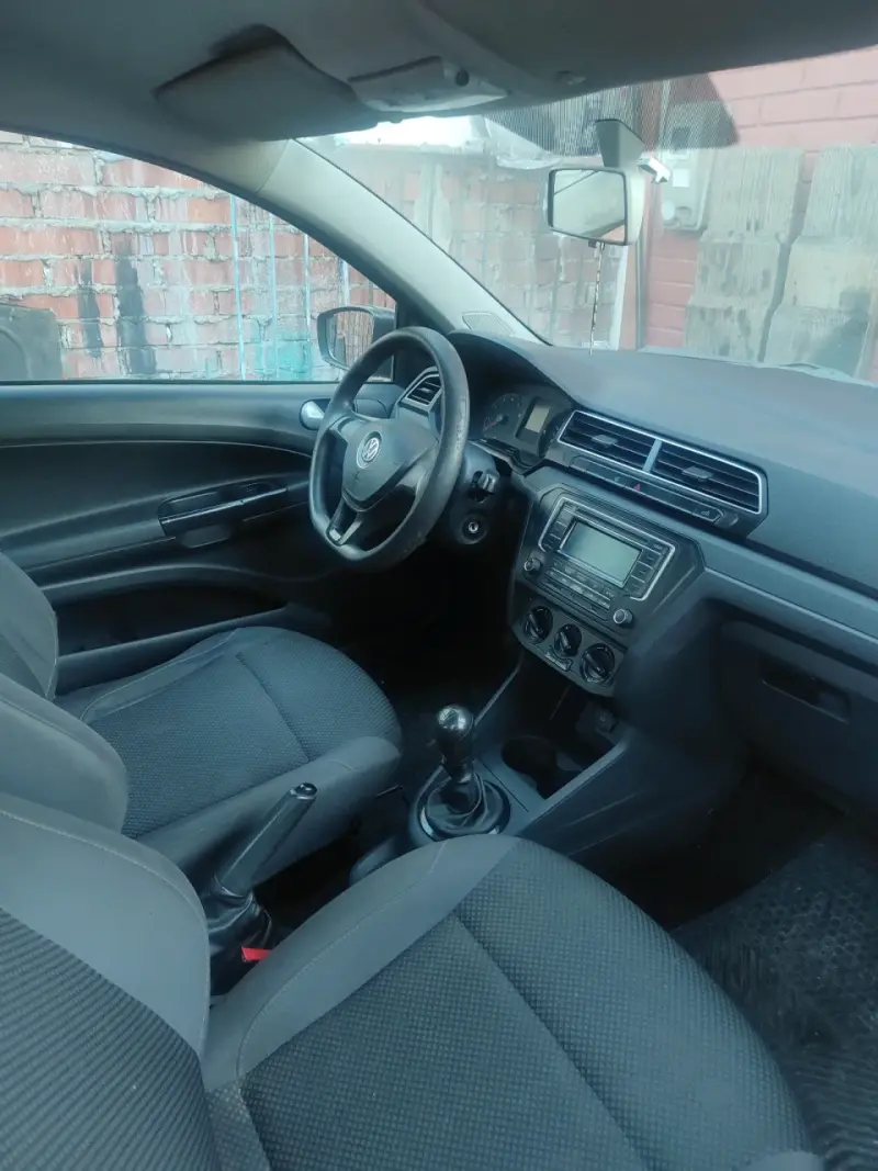 Camioneta Volkswagen Saveiro 2019 en buen estado - 4