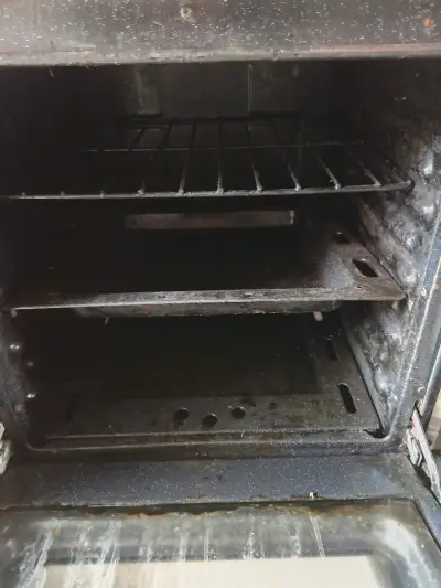 Cocina a gas Mabe de 4 quemadores usada - miniatura 2