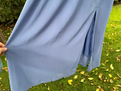 Vestido fiesta niña con lazo y abertura - miniatura 4