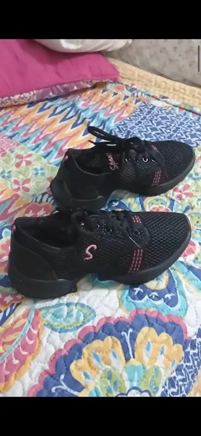 Zapatillas deportivas de danza y baile talla 34. - miniatura 2