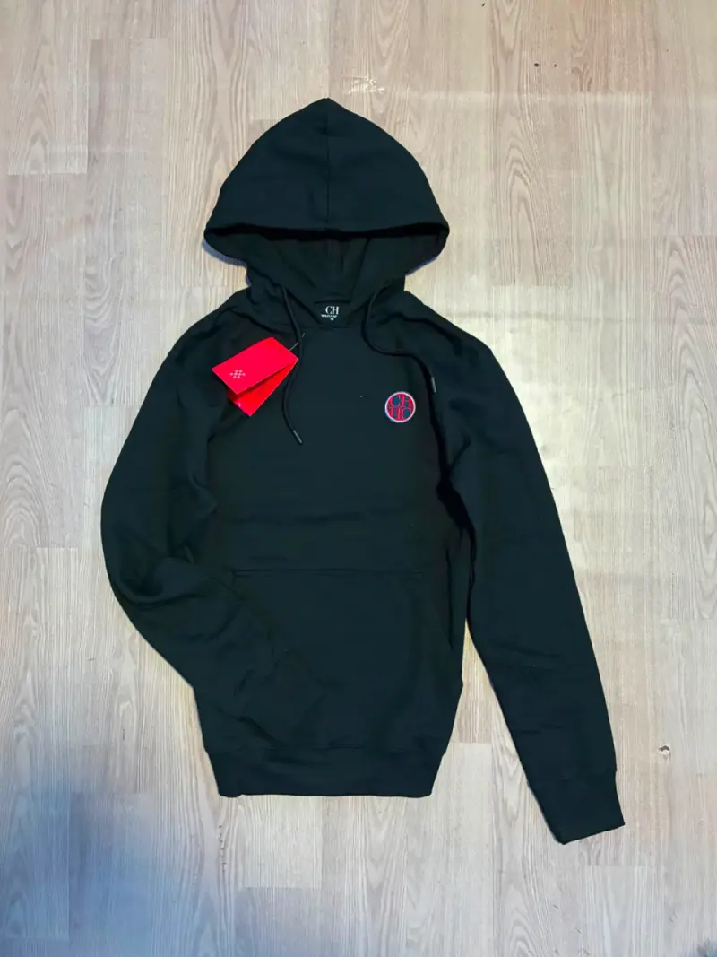 Polerón con capucha negro diseño Aquas - 4