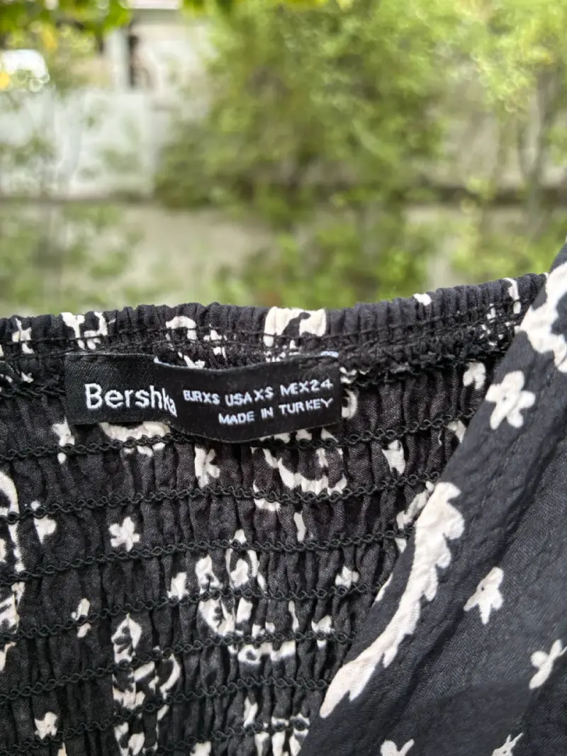 Enterito tipo short negro con estampado blanco - 3