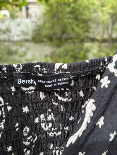 Enterito tipo short negro con estampado blanco - miniatura 3